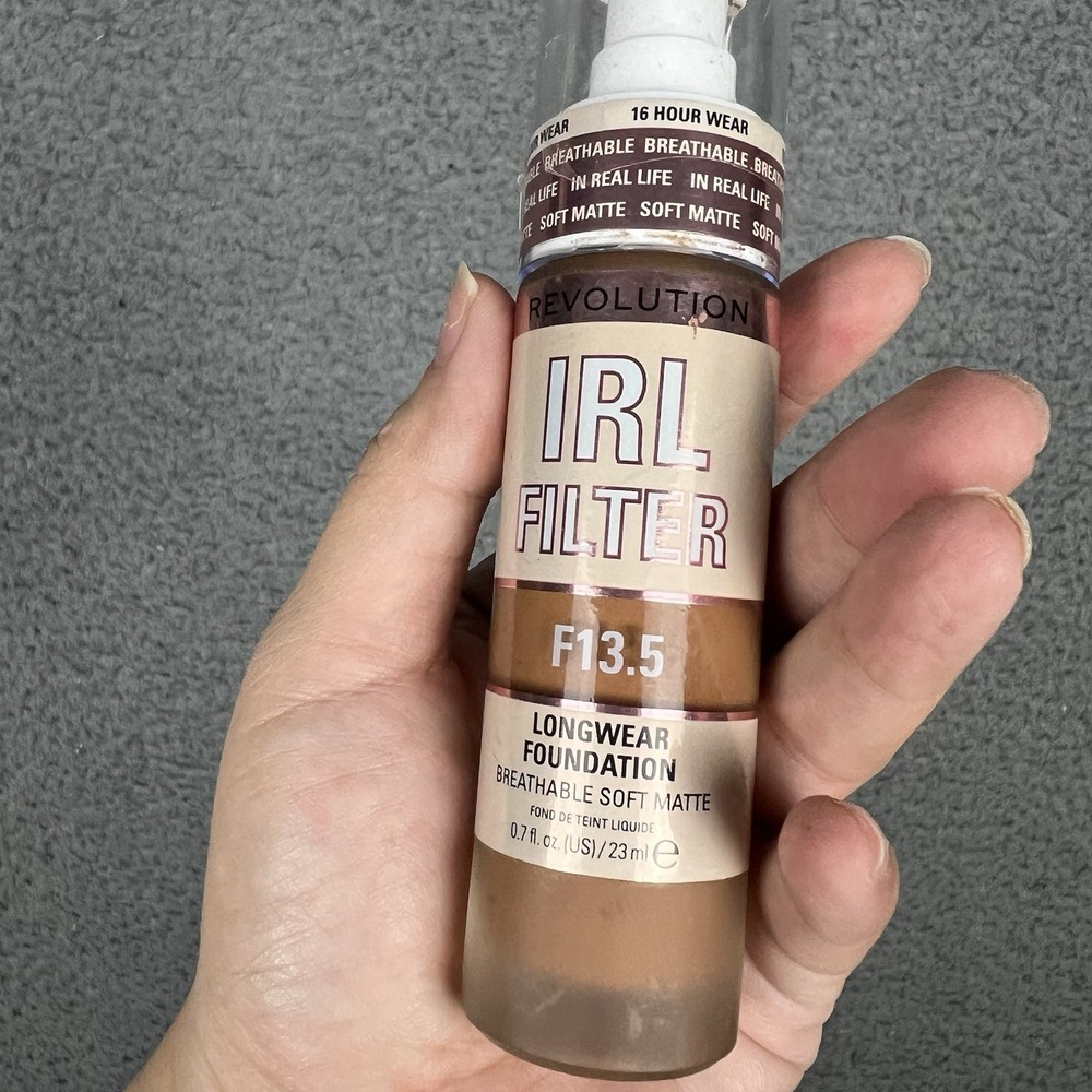 Makeup Revolution IRL Filter Longwear Foundation -F 13.5 - 0.7 fl oz - NEW